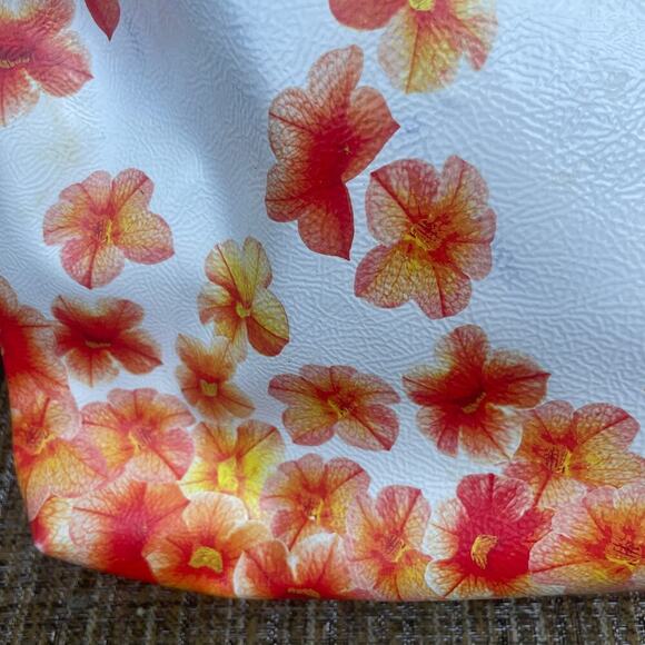 Marc Fisher Spring Bouquet Floral Tote - Picture 13 of 16